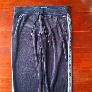 Tommy Hilfiger joggers